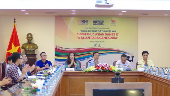 Trao thưởng hơn 1,3 tỷ đồng cho các VĐV 